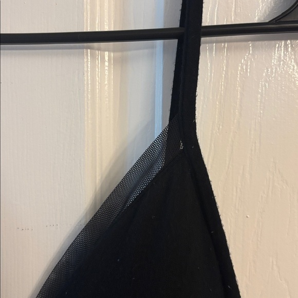 Black nightgown - Picture 3 of 7